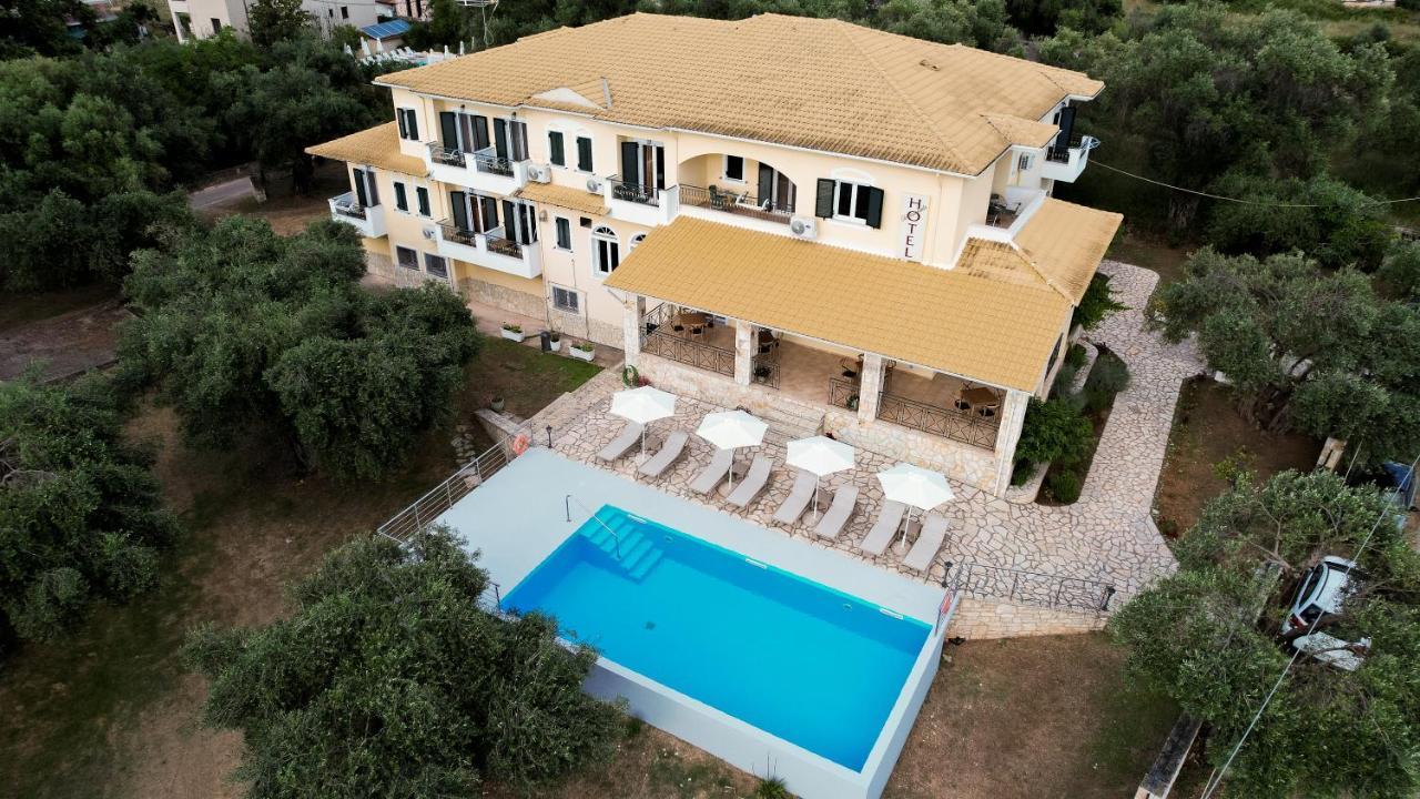 Chrisovalanto Hotel Sivota  Bagian luar foto