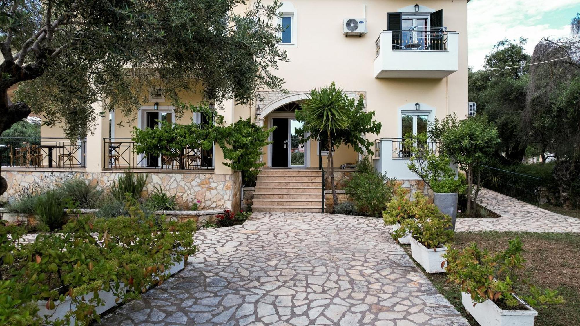 Chrisovalanto Hotel Sivota  Bagian luar foto
